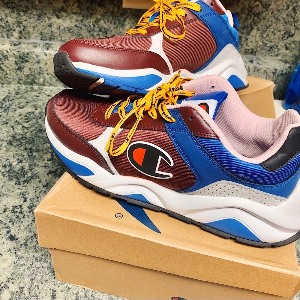 Men’s Champion shoes size 11